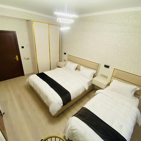 Baland Hotel Dushanbe Luaran gambar