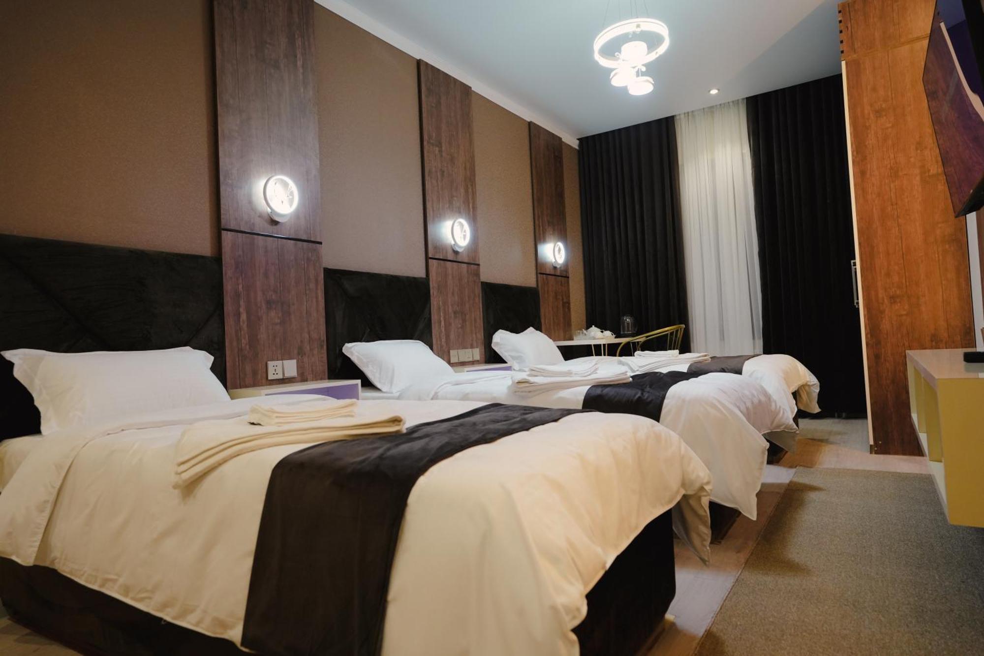 Baland Hotel Dushanbe Luaran gambar