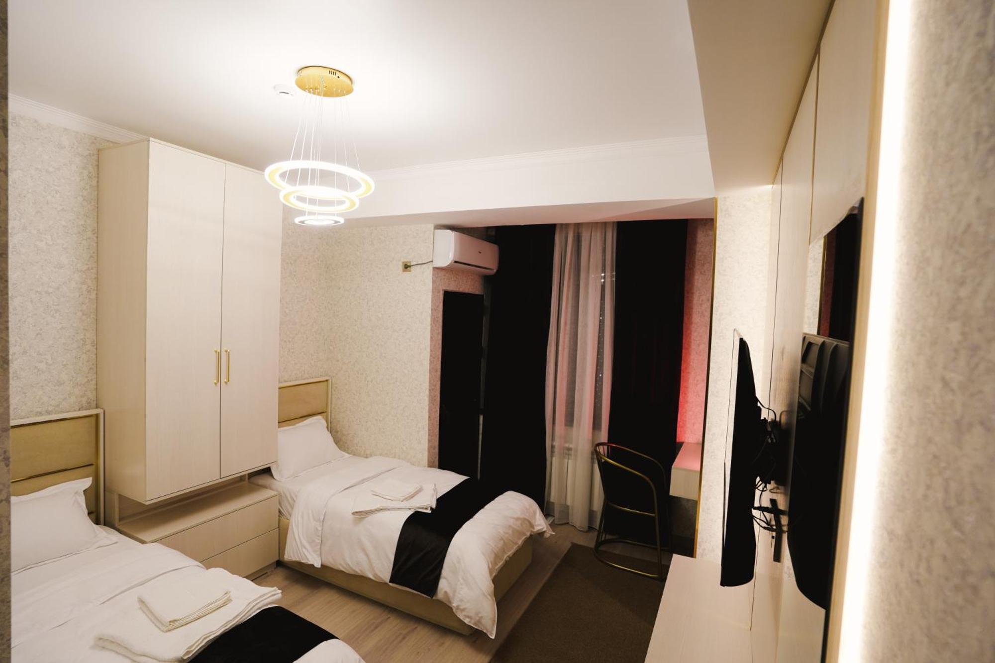 Baland Hotel Dushanbe Luaran gambar