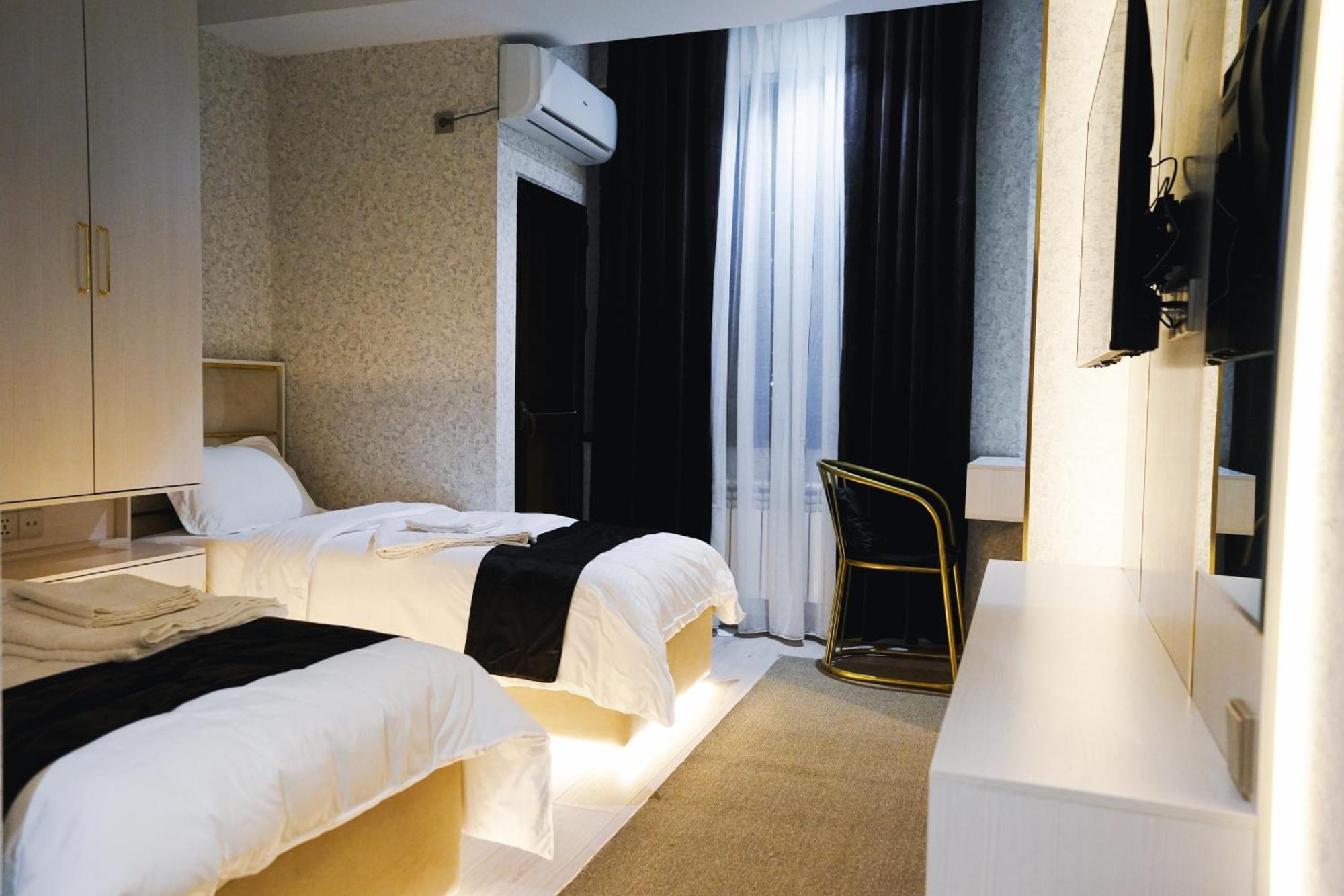 Baland Hotel Dushanbe Luaran gambar